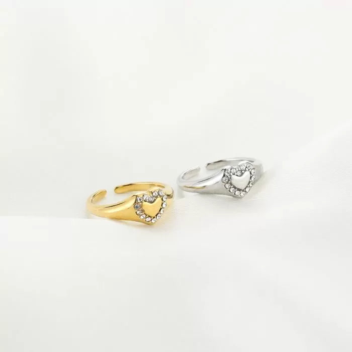 Diamond heart ring - gold